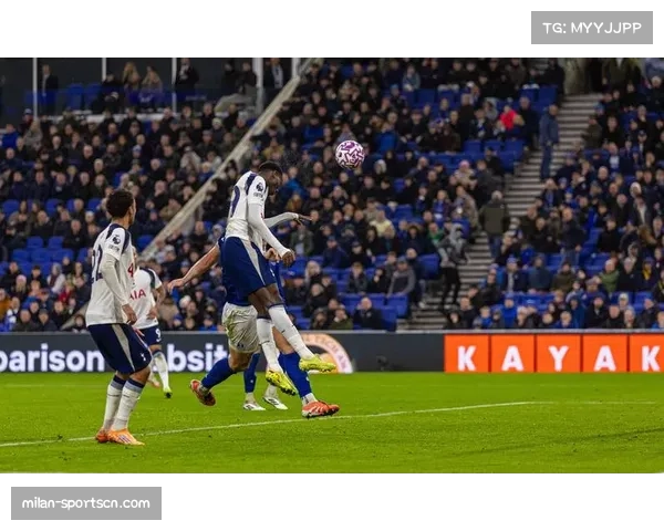 埃弗顿客场两度落后两度追平,贝托头球破门展现定位球战术执行力 埃弗顿客场两度落后两度追平,贝托头球破门展现定位球战术执行力